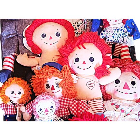 14 Vintage Raggedy Ann & Andy Dolls Plus 2 Books About Them Box Lot - Picture 12 of 15